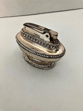 Vintage Ronson Queen Anne Table Lighter, Silver & Green